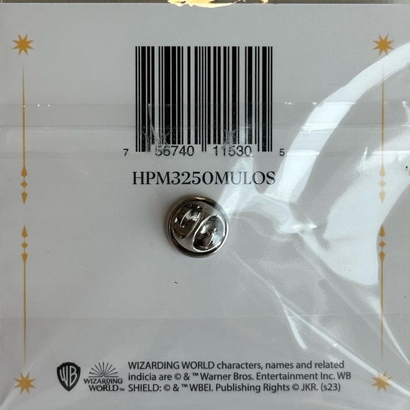 Limited edition Harry Potter Magic at Play Seattle Collector Pin NWT - Picture 2 of 2